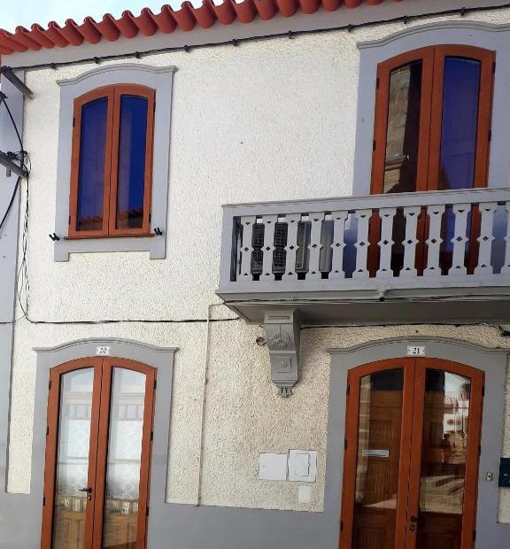 Casa do Largo da Igreja